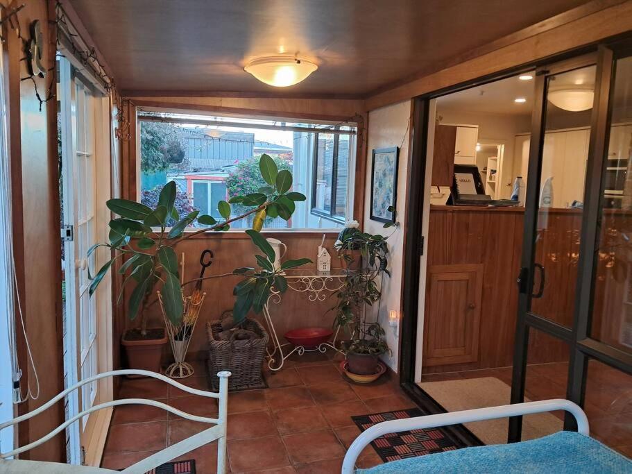 Secret Cottage Waitara Exterior foto